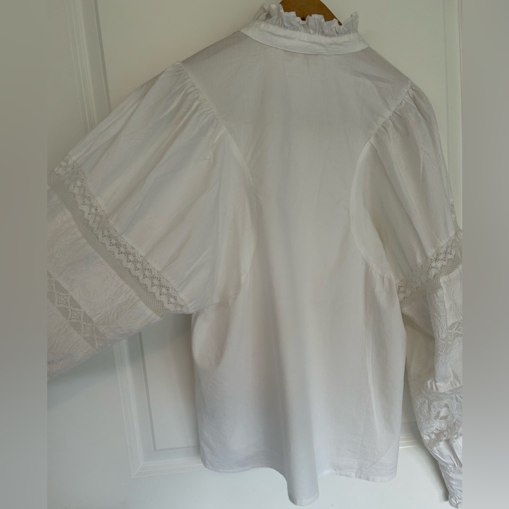 Anthropologie Love The Label Puff-Sleeved Lace Buttondown - Picture 5 of 15